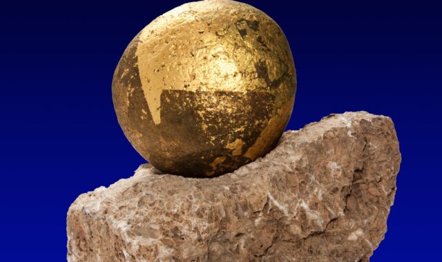 stone, art, stone art, round, smooth, raw, gold, gold plated, natural, sculptor, stone processing, plastic
