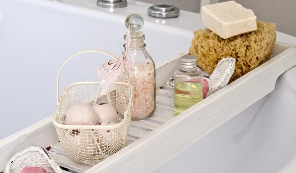 bath salts, to wash, to clean, natural cosmetics, wellness, feel good, relaxation, recreation, harmony, health, therapy, healthy, close up, pink, basket, bath balls, bath salts, bath salts, bath salts, bath salts, bath salts, natural cosmetics, health